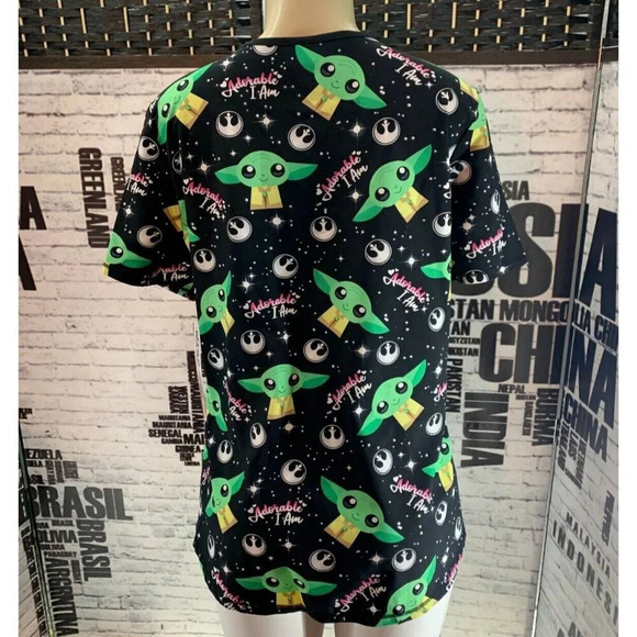 Star Wars M Black-Green Yoda Graphic V-Neckline Pockets Short Sleeve Lounge Tee - Picture 4 of 6
